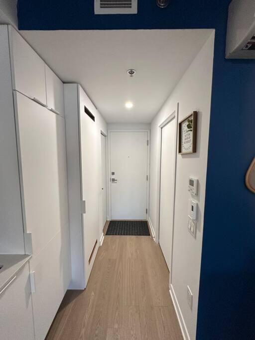 Bel Appartement Au Centre-Ville มอนทรีอัล ภายนอก รูปภาพ