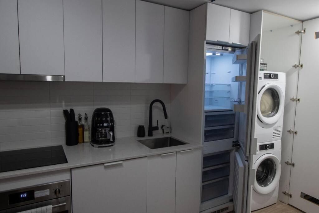 Bel Appartement Au Centre-Ville มอนทรีอัล ภายนอก รูปภาพ
