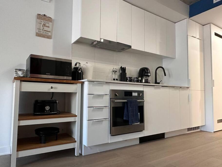 Bel Appartement Au Centre-Ville มอนทรีอัล ภายนอก รูปภาพ