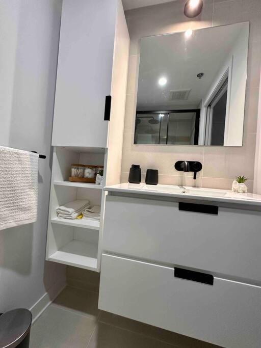 Bel Appartement Au Centre-Ville มอนทรีอัล ภายนอก รูปภาพ