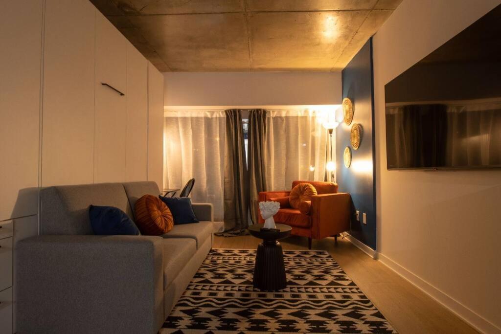 Bel Appartement Au Centre-Ville มอนทรีอัล ภายนอก รูปภาพ