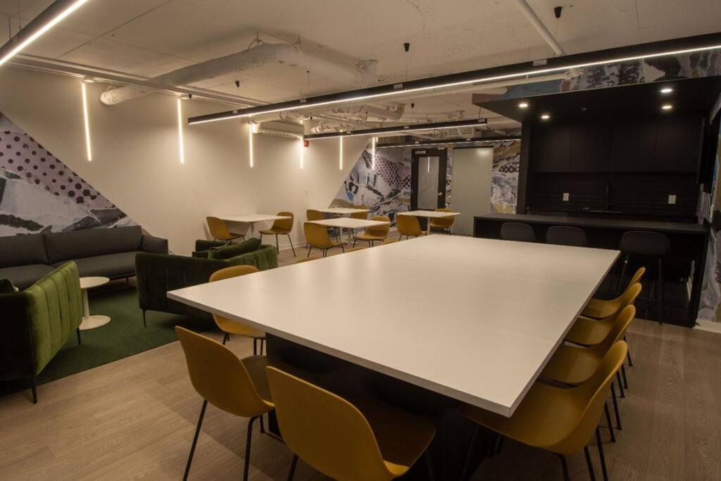 Bel Appartement Au Centre-Ville มอนทรีอัล ภายนอก รูปภาพ