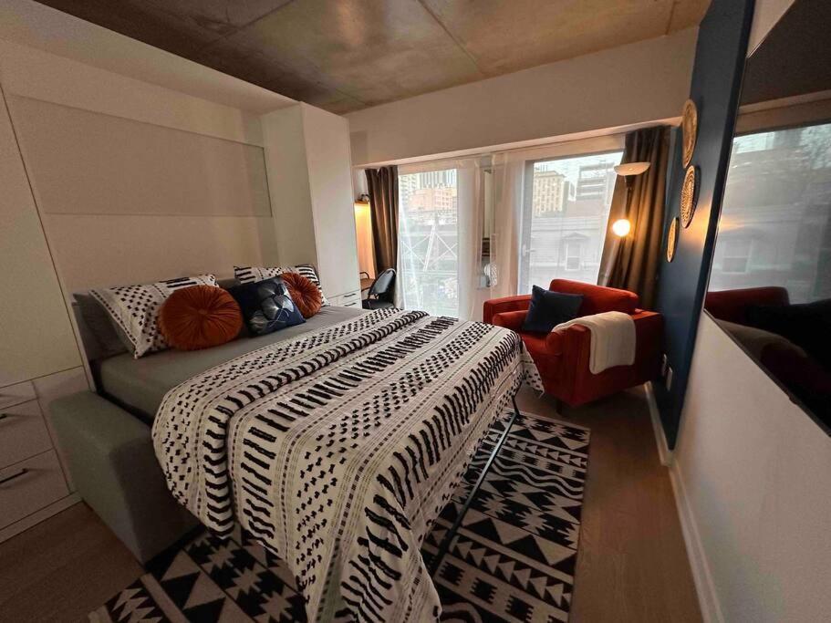 Bel Appartement Au Centre-Ville มอนทรีอัล ภายนอก รูปภาพ